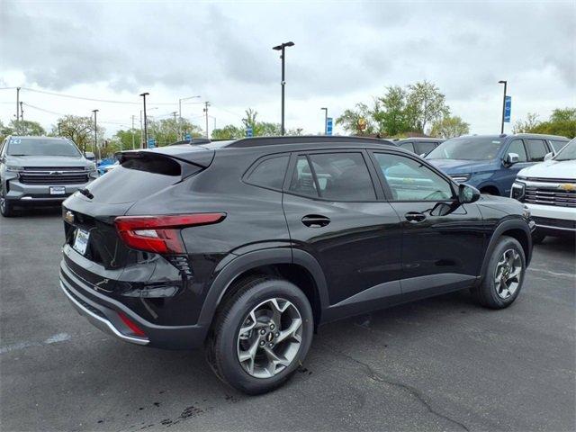 new 2025 Chevrolet Trax car, priced at $25,385