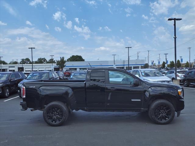 used 2022 GMC Canyon car, priced at $31,099