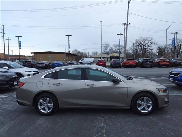 used 2022 Chevrolet Malibu car, priced at $18,674