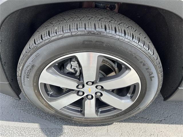 used 2022 Chevrolet Traverse car, priced at $32,535