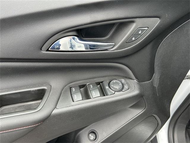 used 2022 Chevrolet Equinox car, priced at $25,735