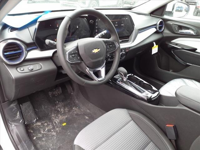 new 2025 Chevrolet Trax car, priced at $23,327