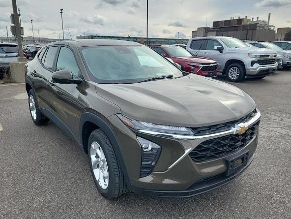 used 2024 Chevrolet Trax car, priced at $21,994