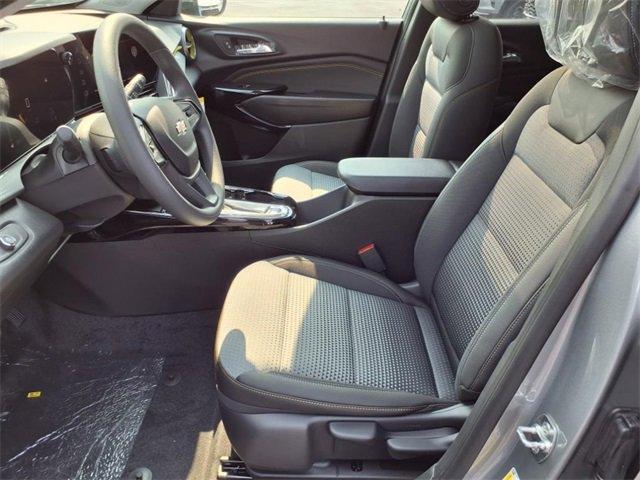 new 2025 Chevrolet Trax car, priced at $24,095
