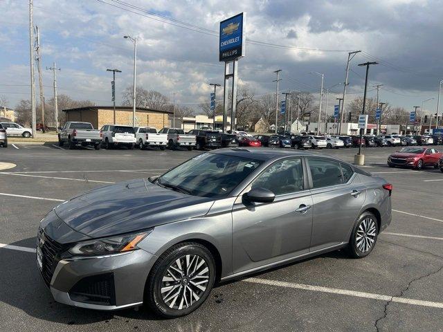 used 2023 Nissan Altima car, priced at $20,250