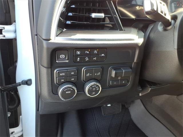 new 2026 Chevrolet Suburban car, priced at $72,680