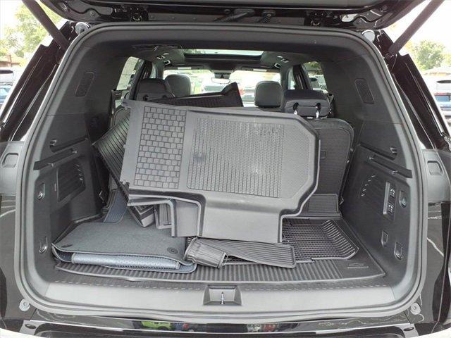 new 2026 Chevrolet Traverse car, priced at $58,407