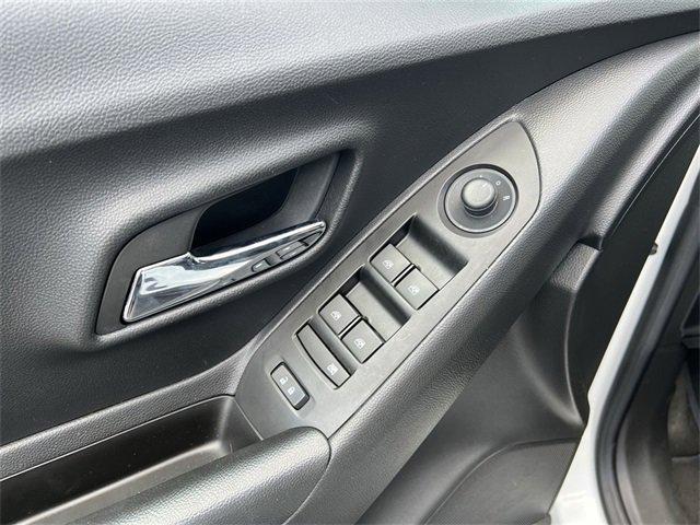 used 2022 Chevrolet Trax car, priced at $18,995