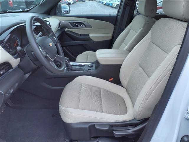 used 2023 Chevrolet Traverse car, priced at $29,564