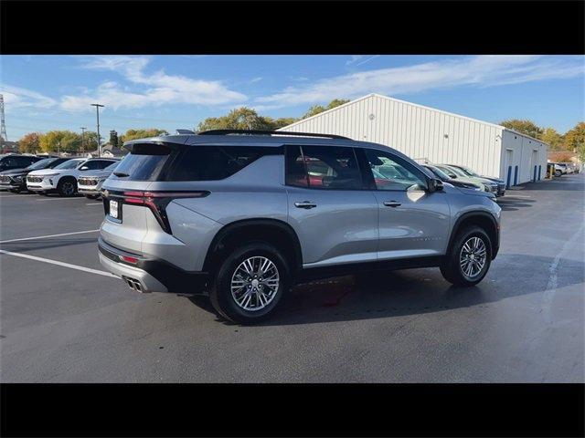 used 2025 Chevrolet Traverse car, priced at $36,920