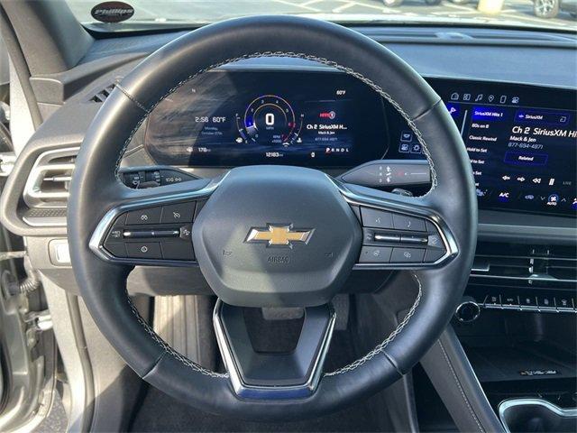 used 2025 Chevrolet Traverse car, priced at $36,920