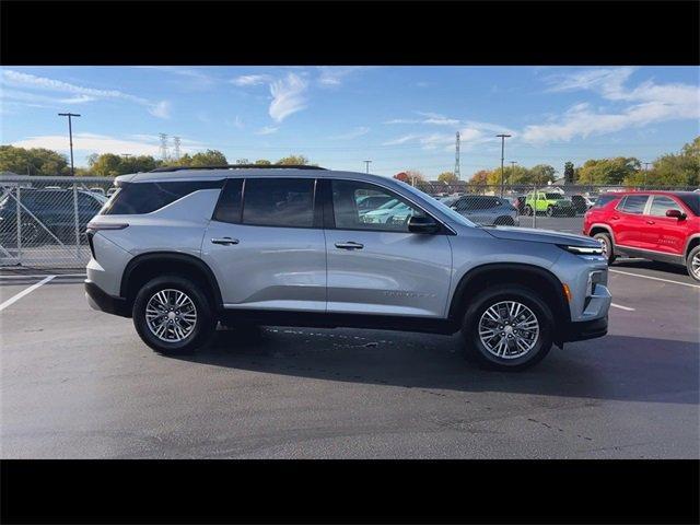 used 2025 Chevrolet Traverse car, priced at $36,920
