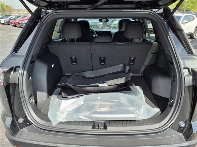 new 2026 Chevrolet Equinox car, priced at $28,118