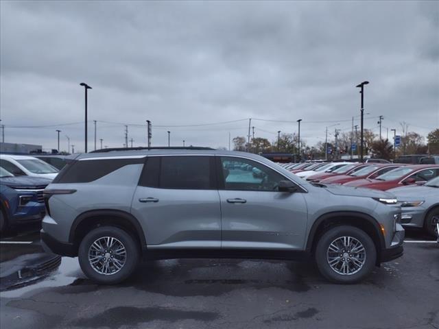 new 2025 Chevrolet Traverse car, priced at $40,128