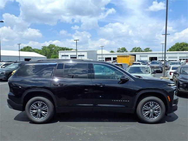 new 2025 Chevrolet Traverse car, priced at $40,323