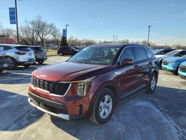 used 2024 Kia Sorento car, priced at $31,448