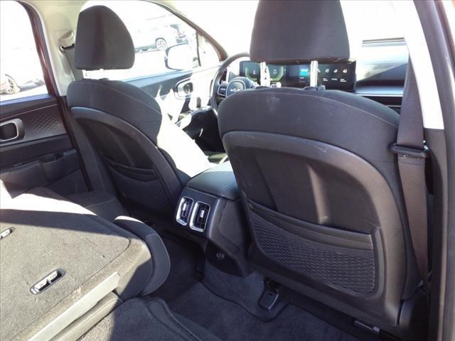 used 2024 Kia Sorento car, priced at $31,448