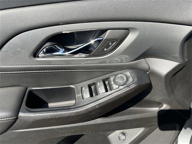 used 2023 Chevrolet Traverse car, priced at $26,562