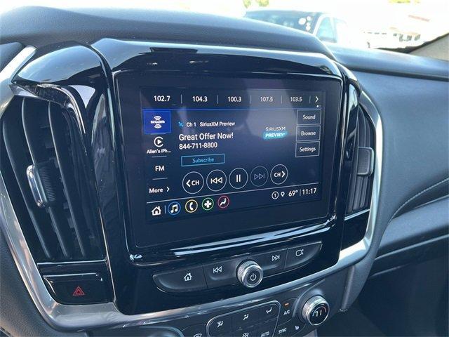 used 2023 Chevrolet Traverse car, priced at $26,562