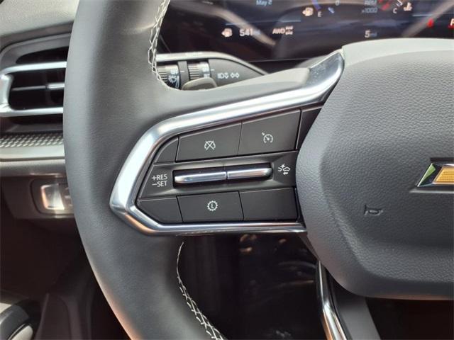 new 2025 Chevrolet Traverse car, priced at $42,231