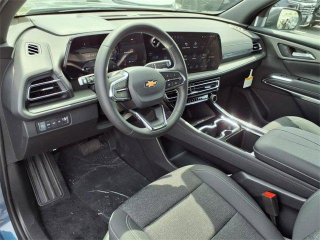 new 2025 Chevrolet Traverse car, priced at $42,231