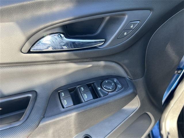 used 2022 Chevrolet Equinox car, priced at $24,884