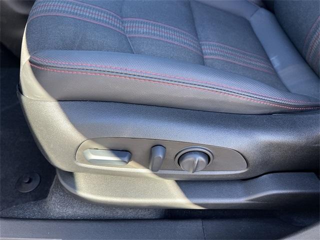 used 2022 Chevrolet Equinox car, priced at $24,884