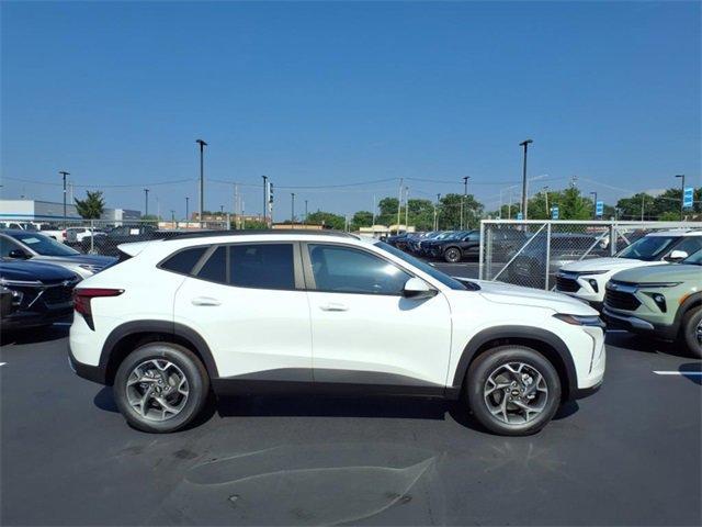 new 2025 Chevrolet Trax car, priced at $24,040