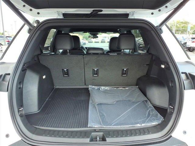 new 2026 Chevrolet Equinox car, priced at $32,913