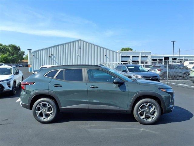 new 2025 Chevrolet Trax car, priced at $23,802