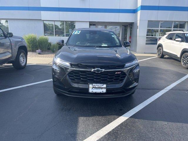 used 2025 Chevrolet Trax car, priced at $23,963