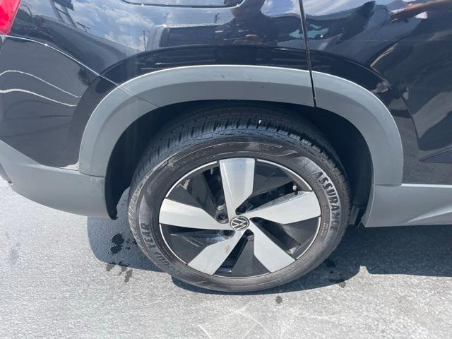 used 2024 Volkswagen Taos car, priced at $22,962