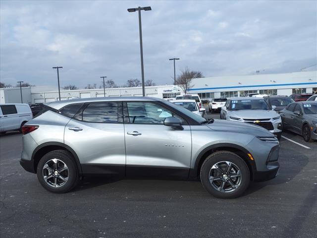 new 2025 Chevrolet Blazer car, priced at $33,150