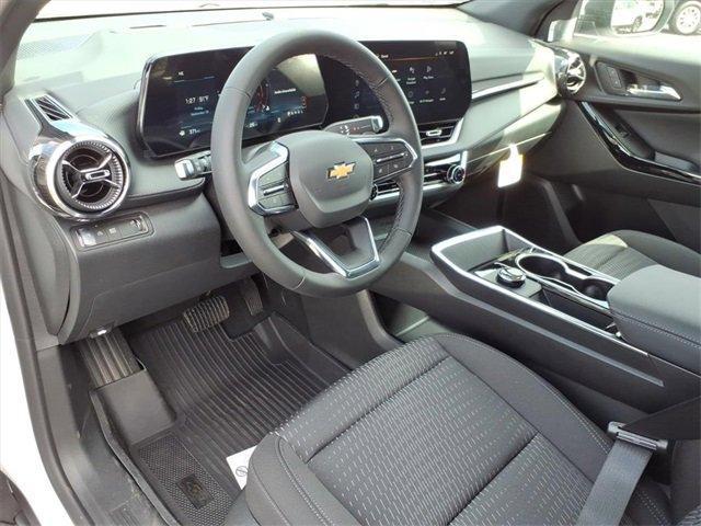 new 2026 Chevrolet Equinox car, priced at $27,680