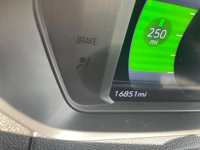 used 2023 Chevrolet Bolt EUV car, priced at $20,999