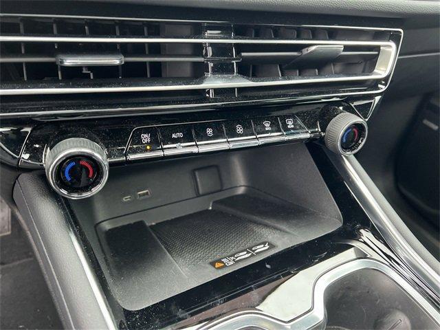 used 2024 Chevrolet Traverse car, priced at $48,599