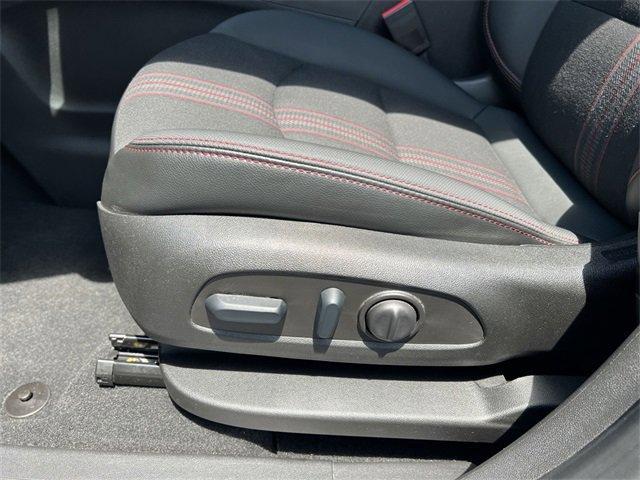 used 2022 Chevrolet Equinox car, priced at $23,399