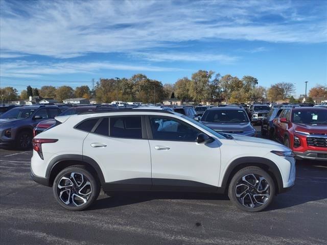 new 2025 Chevrolet Trax car, priced at $25,244