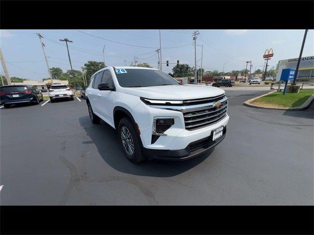 used 2024 Chevrolet Traverse car, priced at $40,313