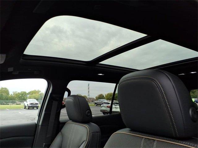 new 2026 Chevrolet Traverse car, priced at $56,213