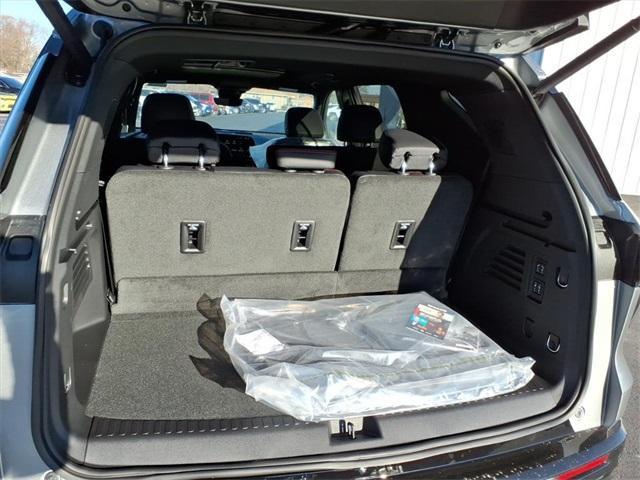 new 2026 Chevrolet Traverse car, priced at $58,407