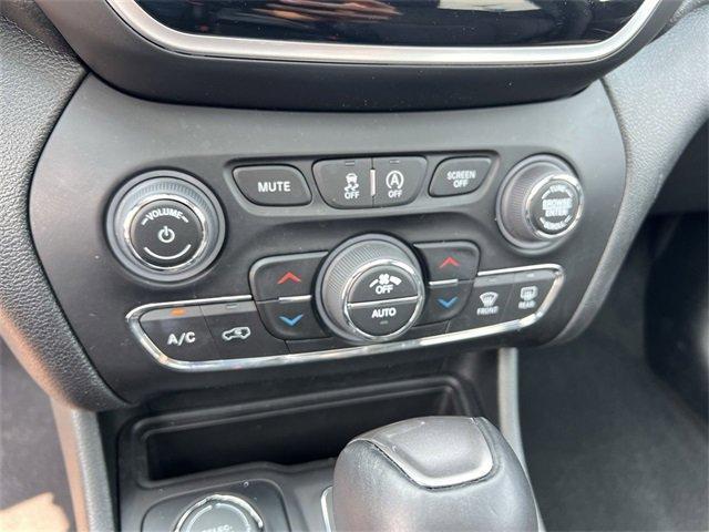 used 2022 Jeep Cherokee car, priced at $26,994