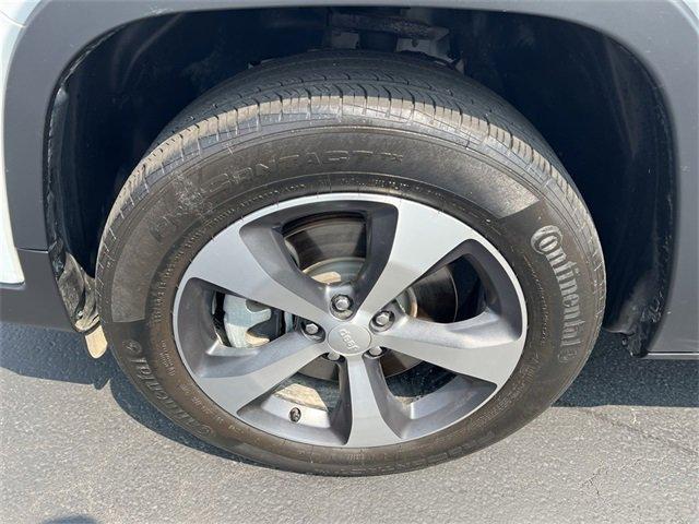used 2022 Jeep Cherokee car, priced at $26,994