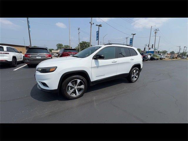 used 2022 Jeep Cherokee car, priced at $26,994
