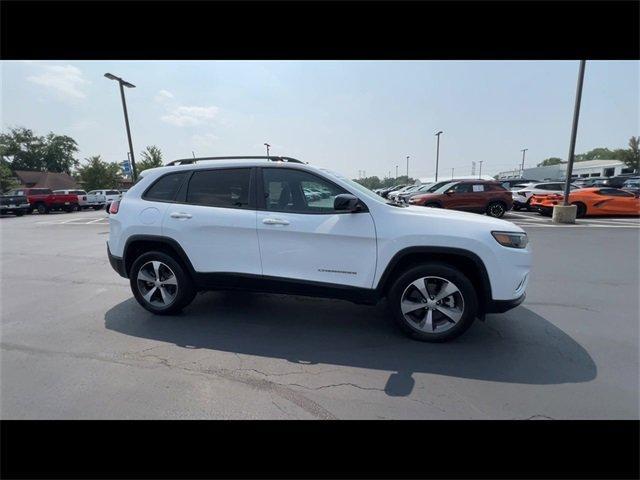 used 2022 Jeep Cherokee car, priced at $26,994