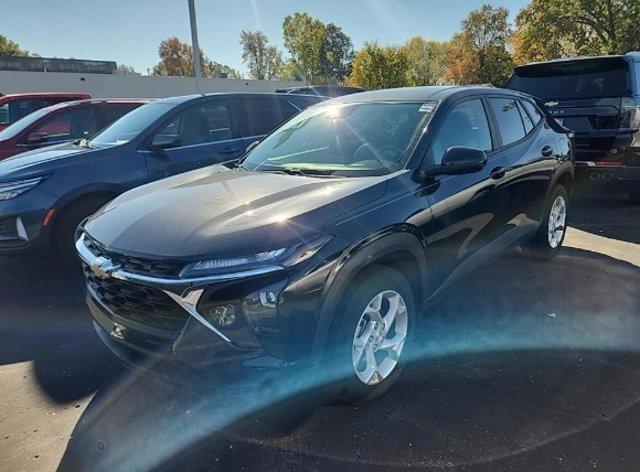 used 2024 Chevrolet Trax car, priced at $21,265