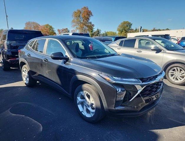 used 2024 Chevrolet Trax car, priced at $21,265