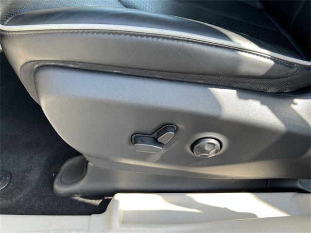 used 2022 Chrysler Pacifica Hybrid car, priced at $30,740