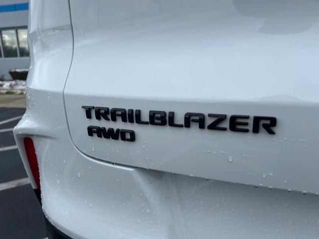 used 2024 Chevrolet TrailBlazer car, priced at $27,554