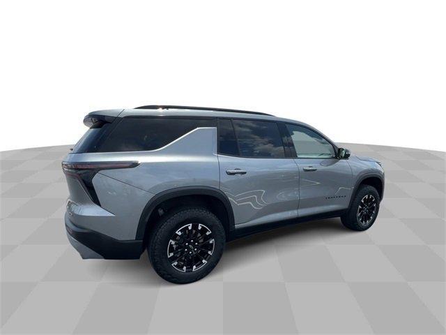 used 2024 Chevrolet Traverse car, priced at $43,988
